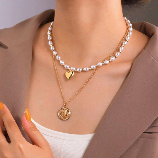 Fashion Round Alloy Sun Pendant Necklace Shaped Imitation Pearl Necklace Jewelry
