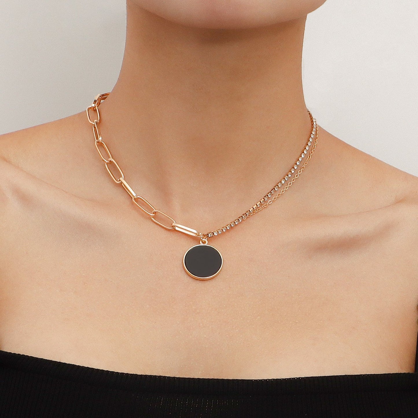 Jewelry trendy stitching claw diamond chain sweater chain accessories geometric round black mother-of-pearl pendant necklace