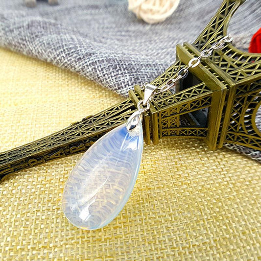 Creative Drop Shaped Opal Pendant Necklace Clavicle Chain Jewelry Natural Stone Accessories Necklace