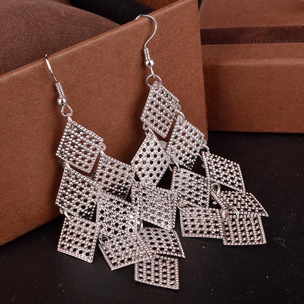 Long Hollow Rhombus Metal String Earrings Fashion Sequin Earrings