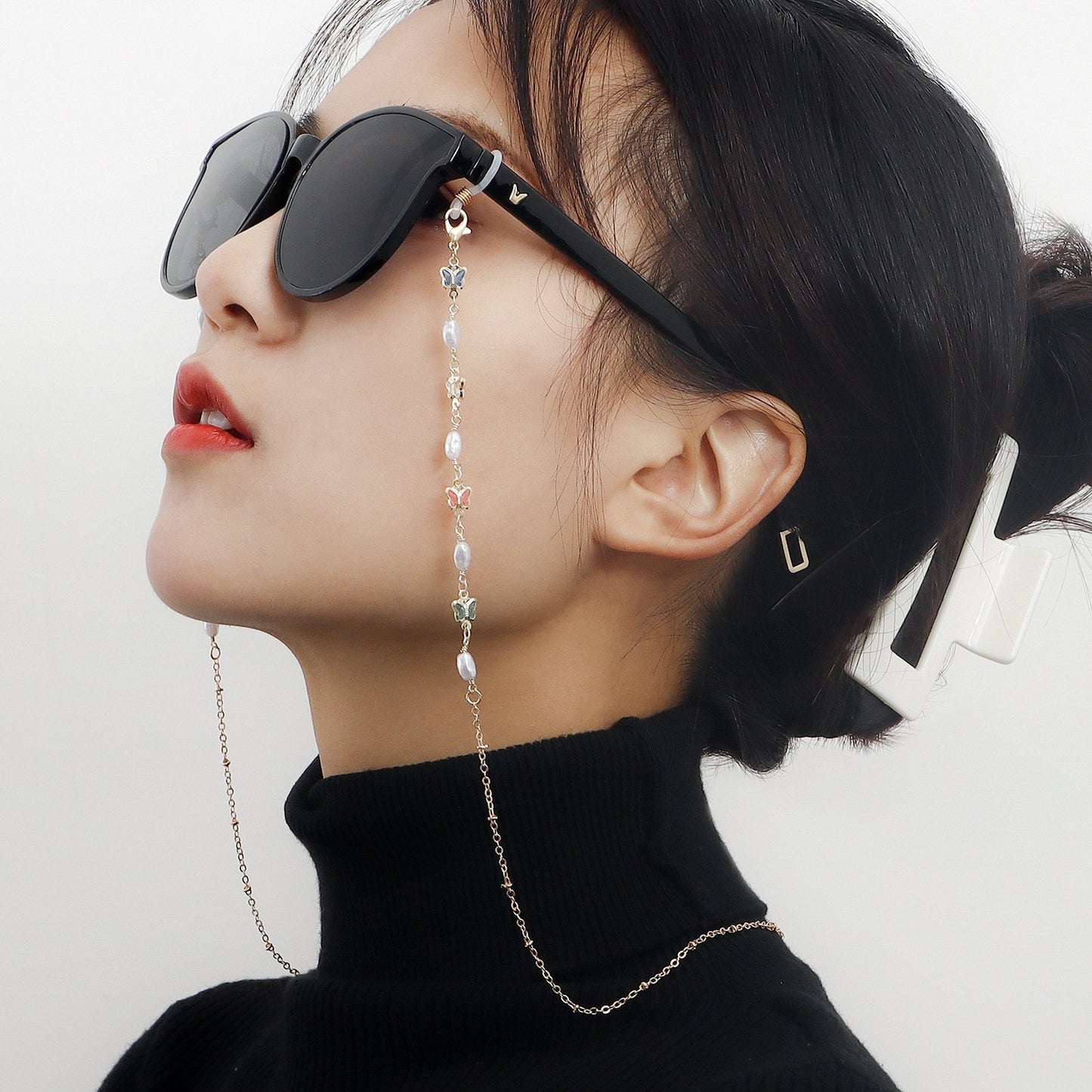 Metal mask anti-lost rope ins mini color butterfly high-end sense glasses chain hanging chain mask hanging rope face chain female