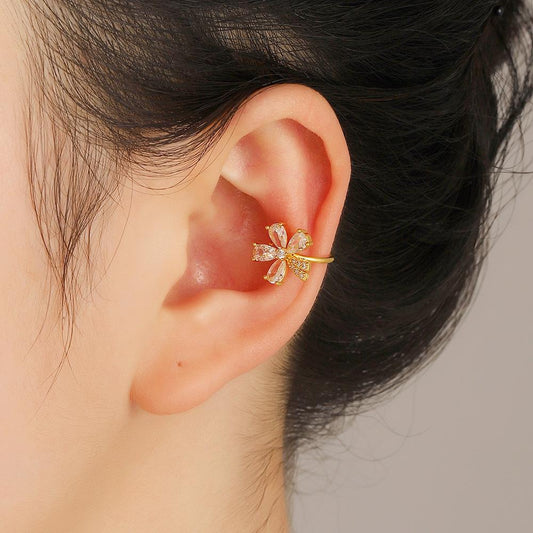 Simple zircon flower ear clip without ear hole ins fashion temperament five petal ear bone clip sweet earrings