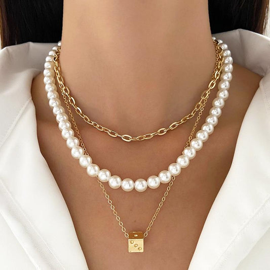 Multi-layer pearl necklace retro fashion creative geometric metal square pendant clavicle chain ins trend