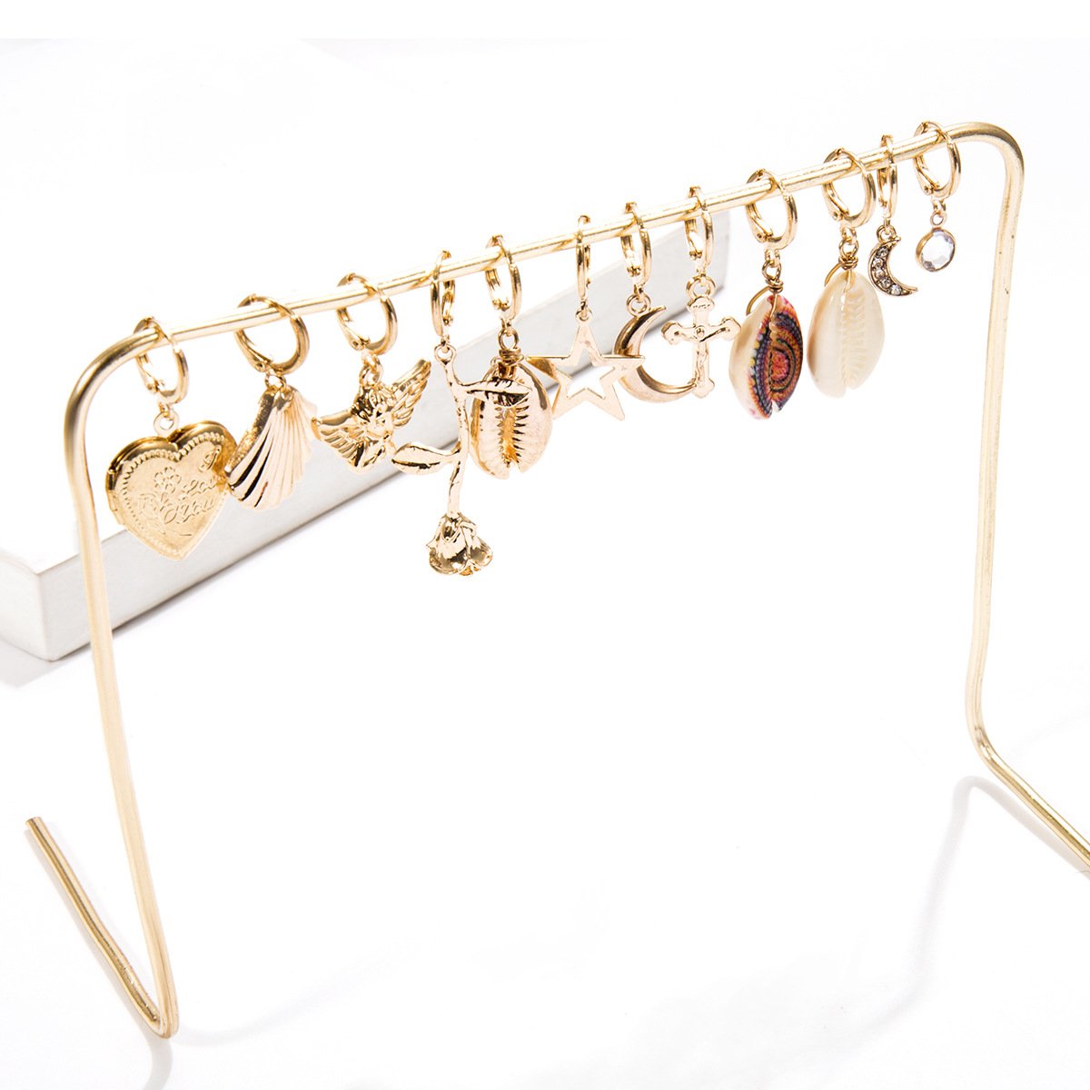 Jewelry Simple and Versatile Alloy Shell Earrings Feminine Hollow Star Diamond Moon Earrings
