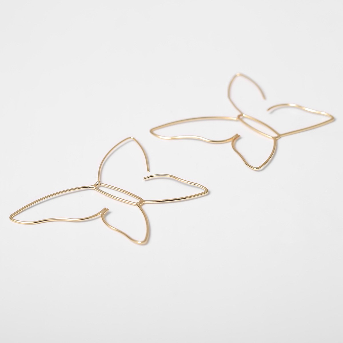 Jewelry Frosty Line Outline Earrings Simple Elegance Hollow Butterfly Earrings Women