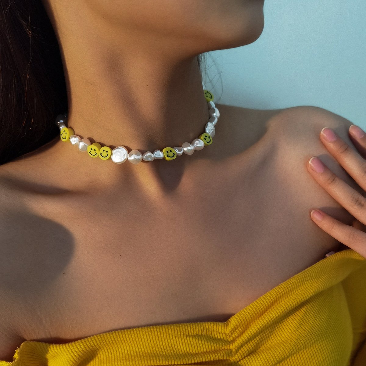 Jewelry Personality Irregular Geometric Necklace Female Hip Hop Creative Design Smiley Imitation Pearl Necklace