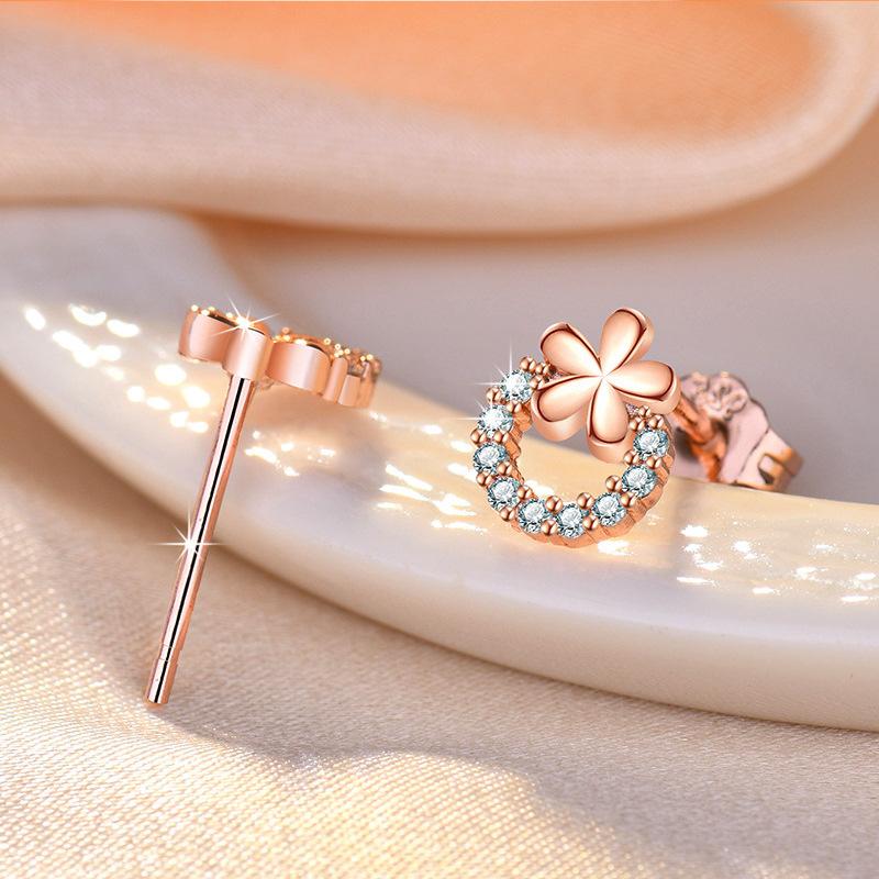 Jewelry niche design high-end plum blossom ring earrings female personality small earrings jewelry