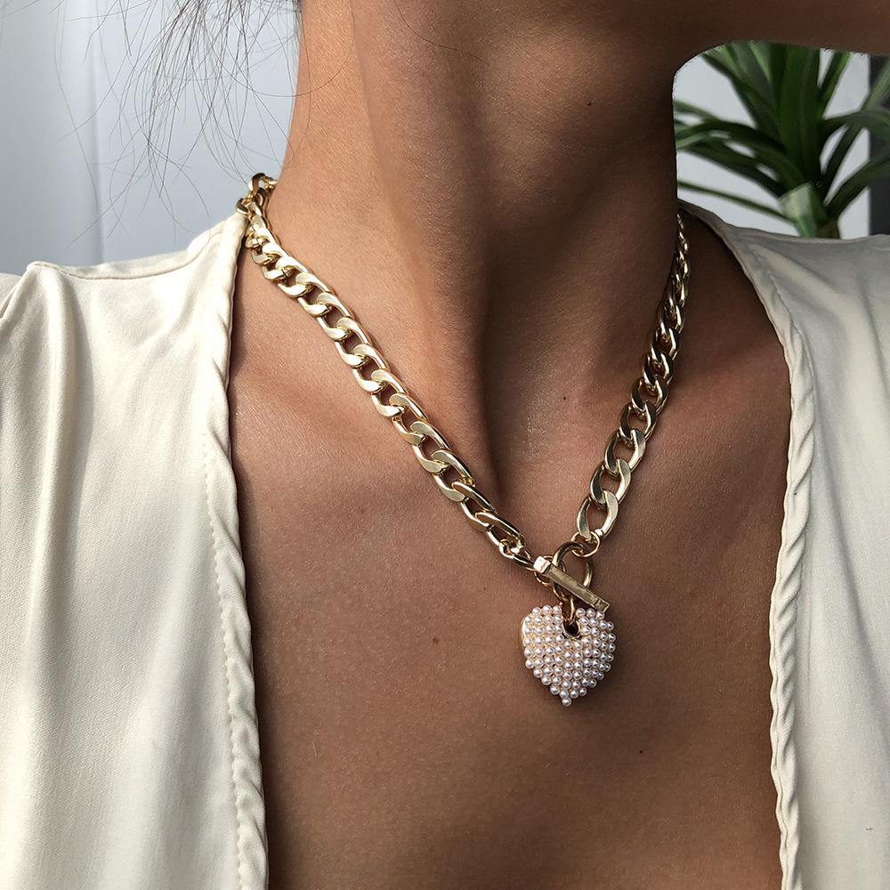 N755 Punk Pearl Love Necklace Female Personality Bold Water Wave Clavicle Chain