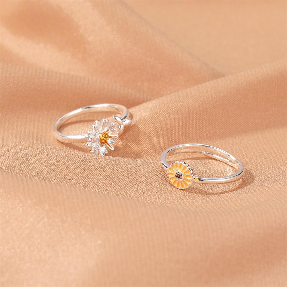 2 simple daisy flower ring female literary small fresh sun flower ring opening adjustable ring