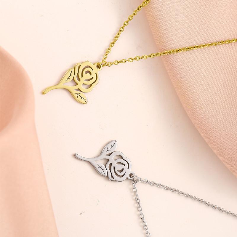 Literary Rose Necklace Female Simple Rose Necklace Temperament Small Flower Necklace