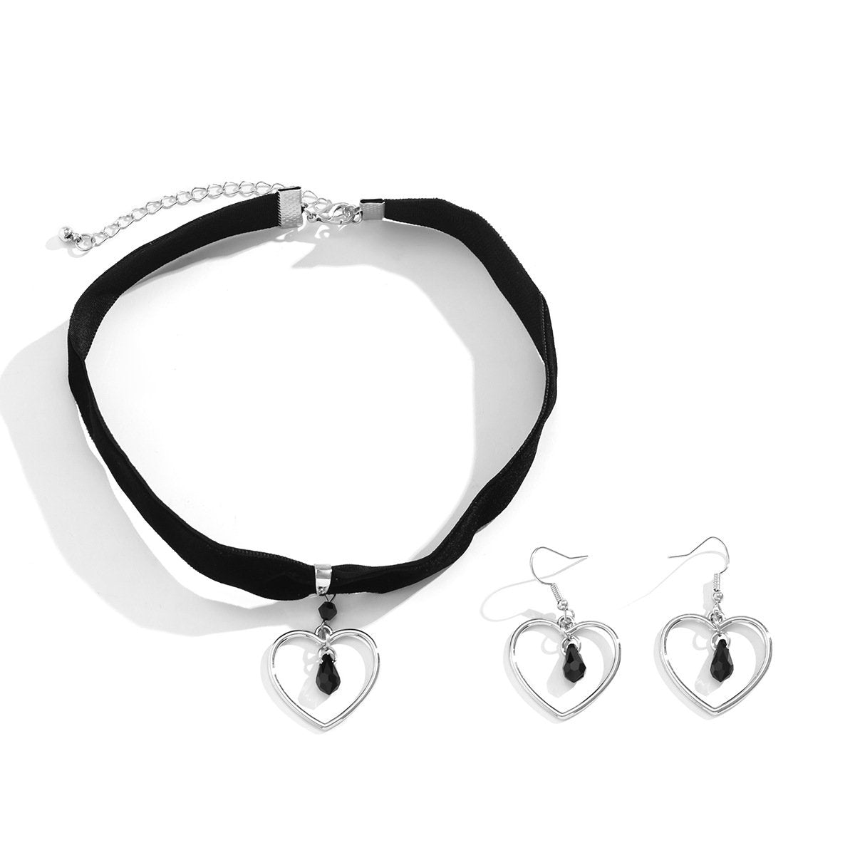 Jewelry sweet cool heart-shaped black imitation crystal necklace female simple velvet drop-shaped pendant necklace