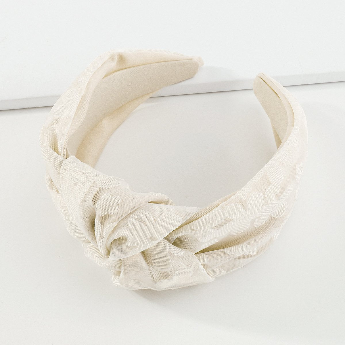 F448 wide-brimmed knotted yarn hair hoop Mori sweet flower head hoop spring and summer small fresh outing simple hairpin