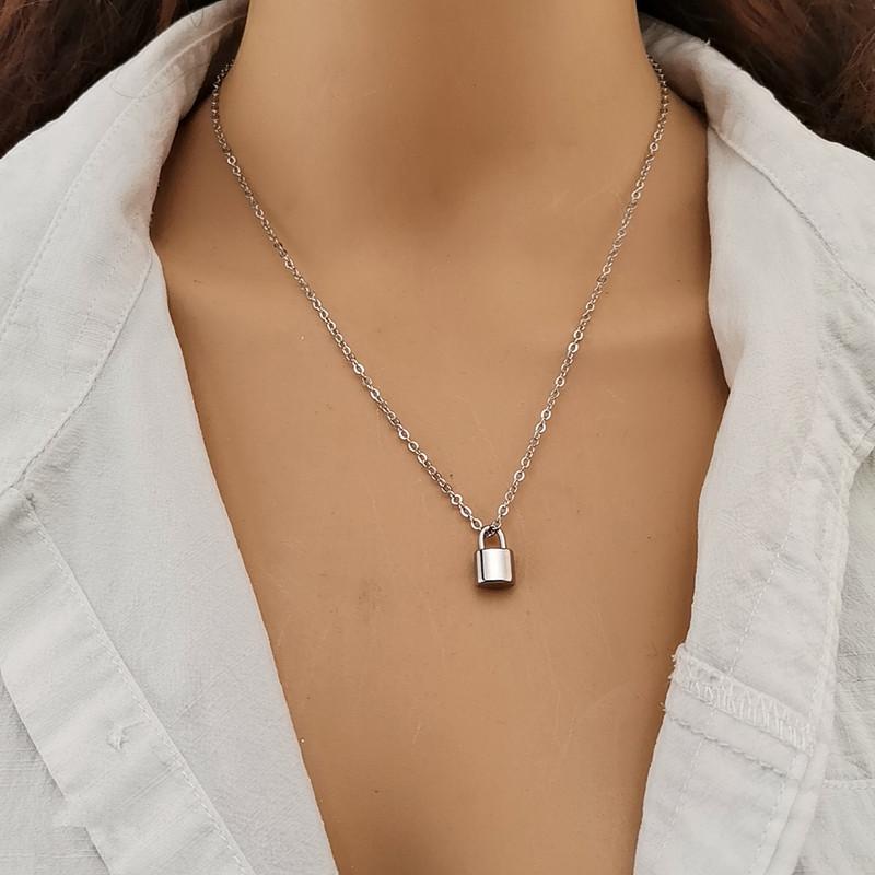 Ins Harajuku trend temperament cross chain lock pendant lock pendant with the same pendant lock necklace