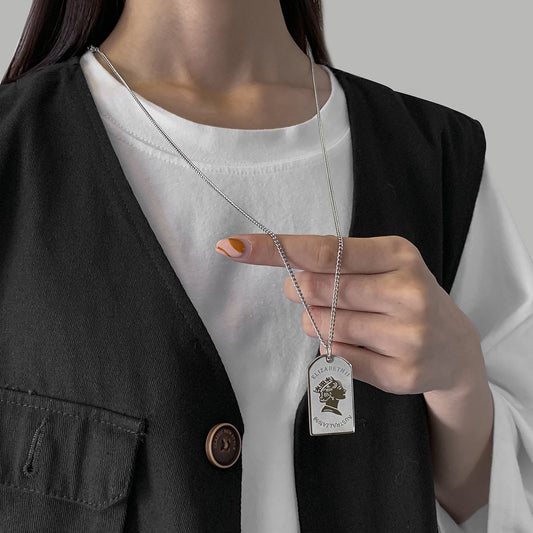 Retro titanium steel trendy brand queen head tag necklace men and women hip-hop simple design sweater chain