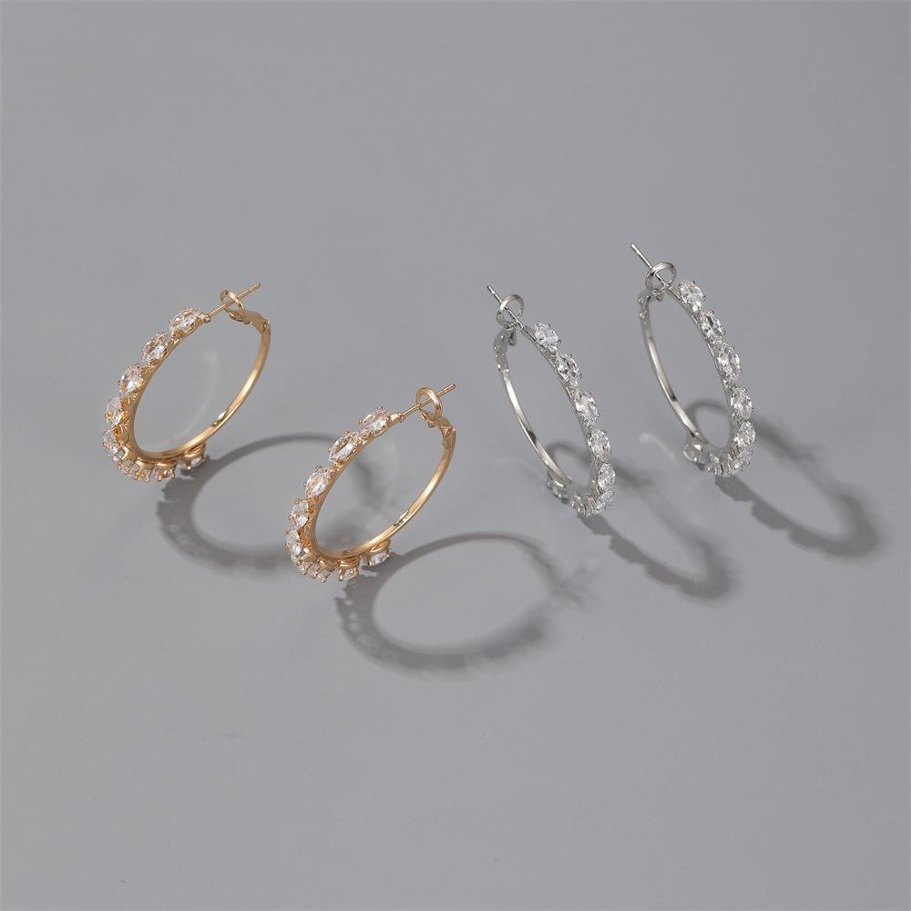Ins inlaid crystal round earrings female personality temperament hollow simple geometric earrings net red earrings tide