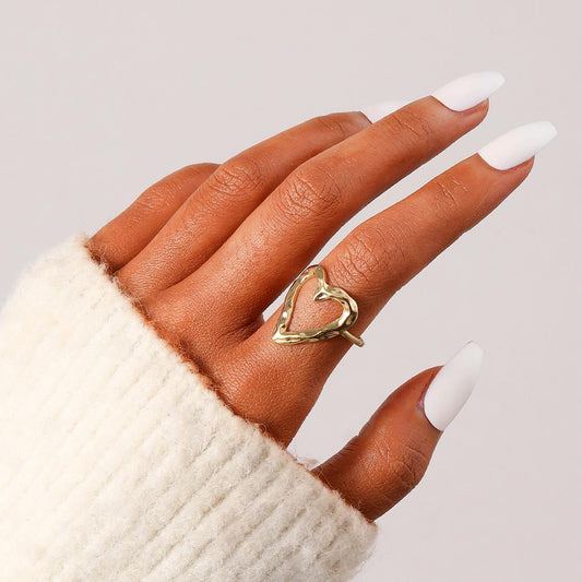 French simple temperament fashion light luxury stainless steel opening hammer pattern big heart adjustable ring