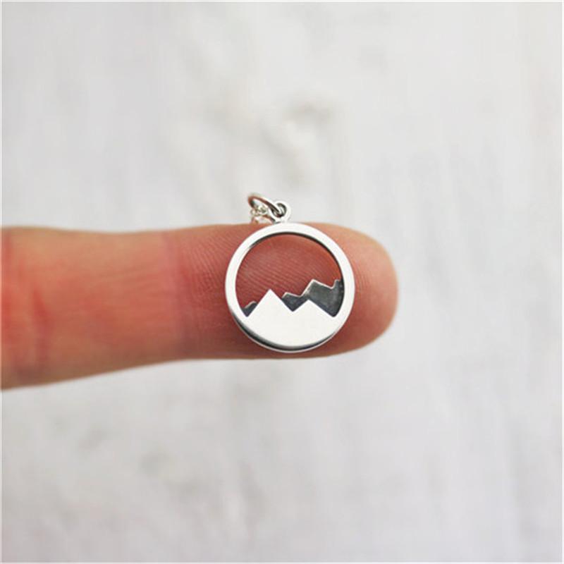 Explosive jewelry simple fashion mountain necklace mountain rock climbing trekking peak exquisite clavicle chain