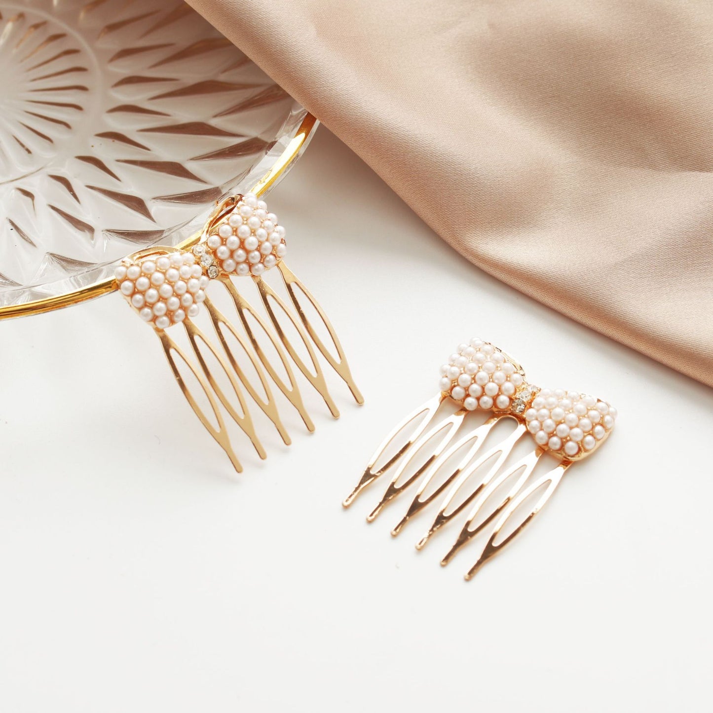 Hair Jewelry Rhinestone Pearl Bow Hair Comb Sweet Small Multi-tooth Flowing Sea Comb Inserting Comb