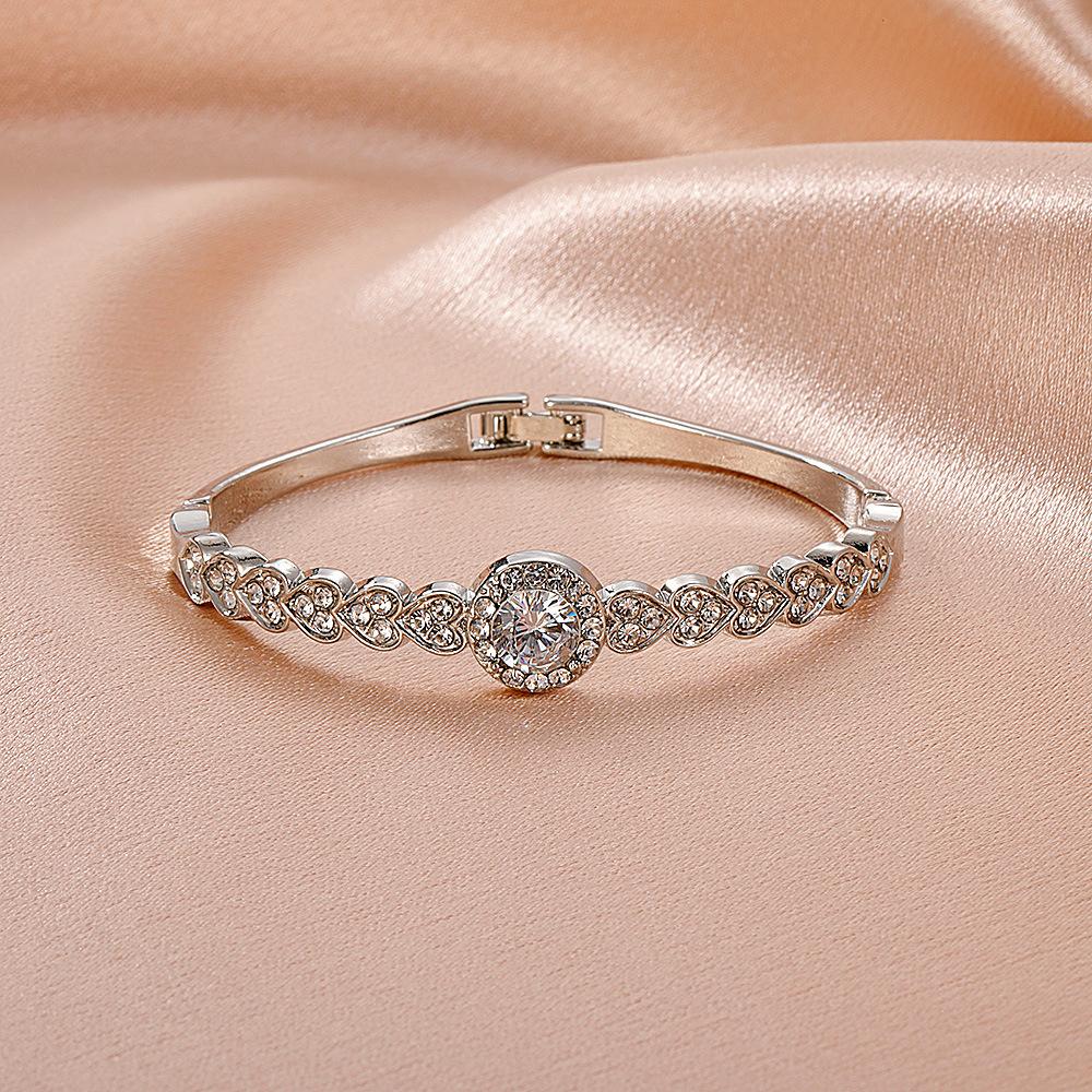 Metal Diamond Bracelet Simple Retro Full Diamond Heart Bracelet Fashion Personality Jewelry Women