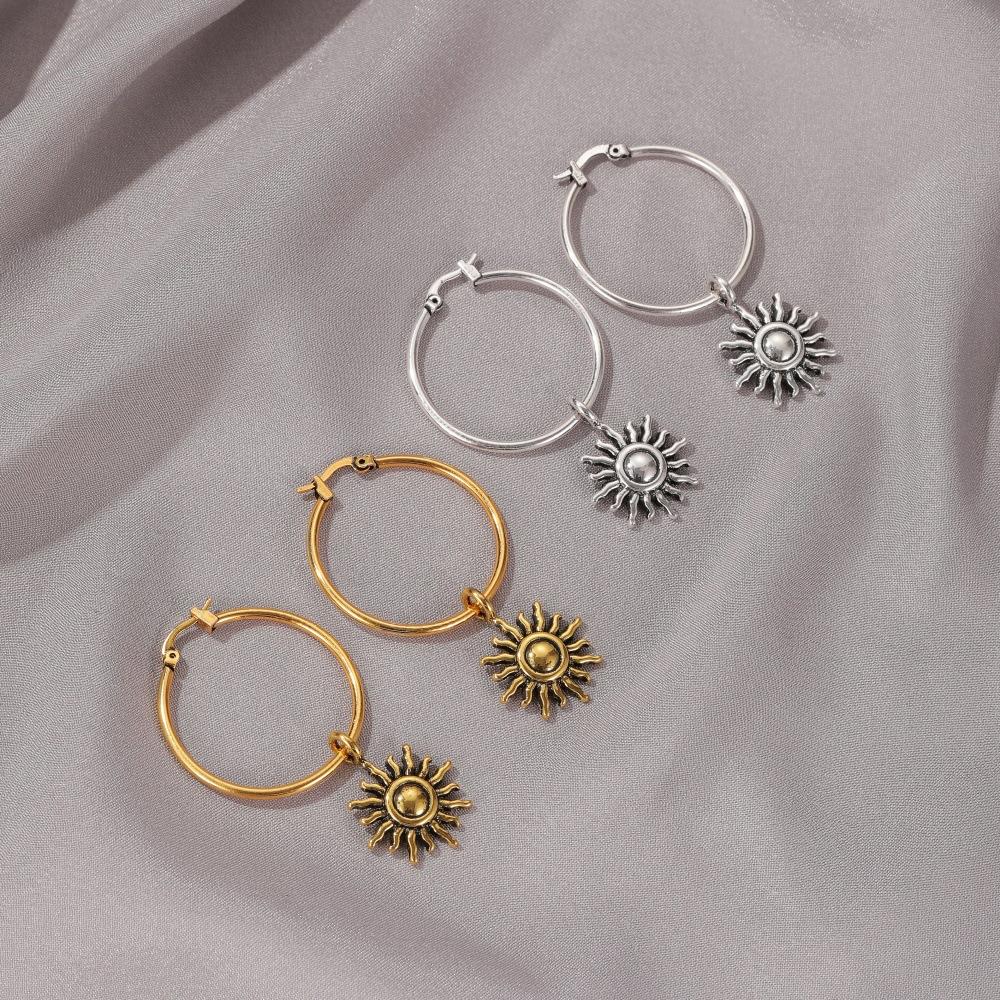 Retro Sun Earrings Frosty Simple Short Sun Flower Earrings Ornaments