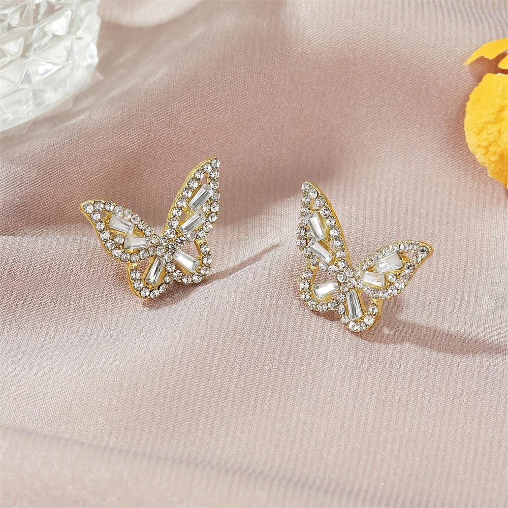 Classic Earrings Temperament Simple Zircon Butterfly Stud Earrings Female Gentle Lady Crystal Earrings