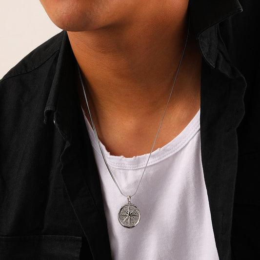 Hip-hop trend men's stainless steel hammer star coin pendant snake bone chain short steel color necklace