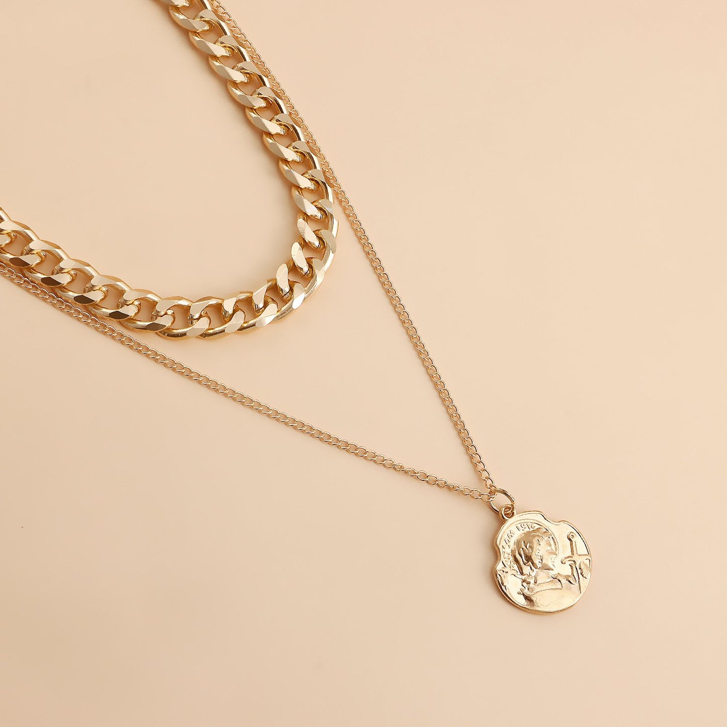 Jewelry retro double-layer geometric aluminum chain knight shield pendant necklace female ins niche