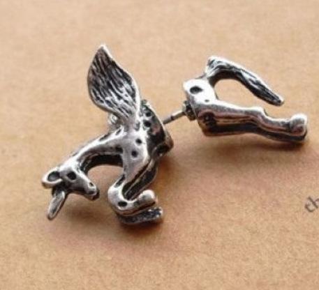 Fashion punk retro a horned animal horse piercing earrings personality Pegasus animal earrings jewelry