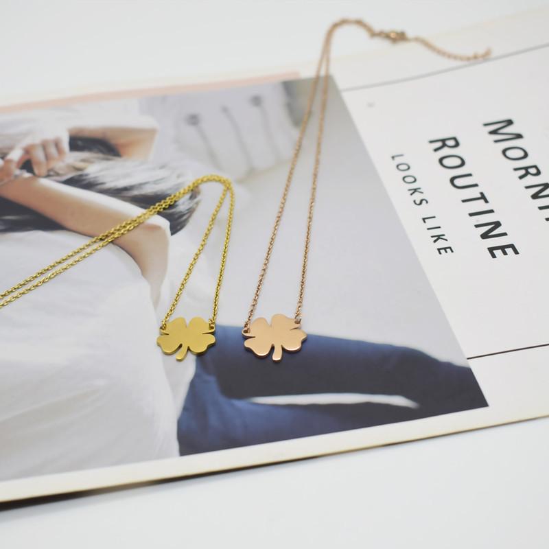 Fashion lucky four-leaf clover necklace female simple four-leaf clover collarbone chain titanium steel pendant