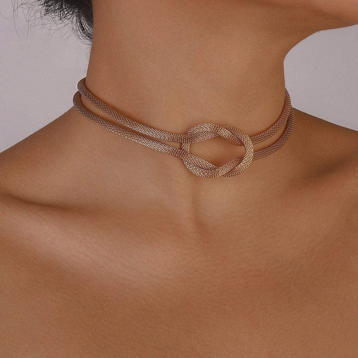 N1161 Creative Network Chain Necklace Women's French Light Luxury Buckle Knotted Necklace Cold and Personality Necklace