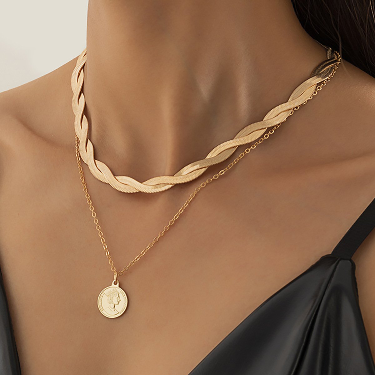 Cold woven flat snake bone chain necklace female hip-hop simple metal portrait tag clavicle necklace