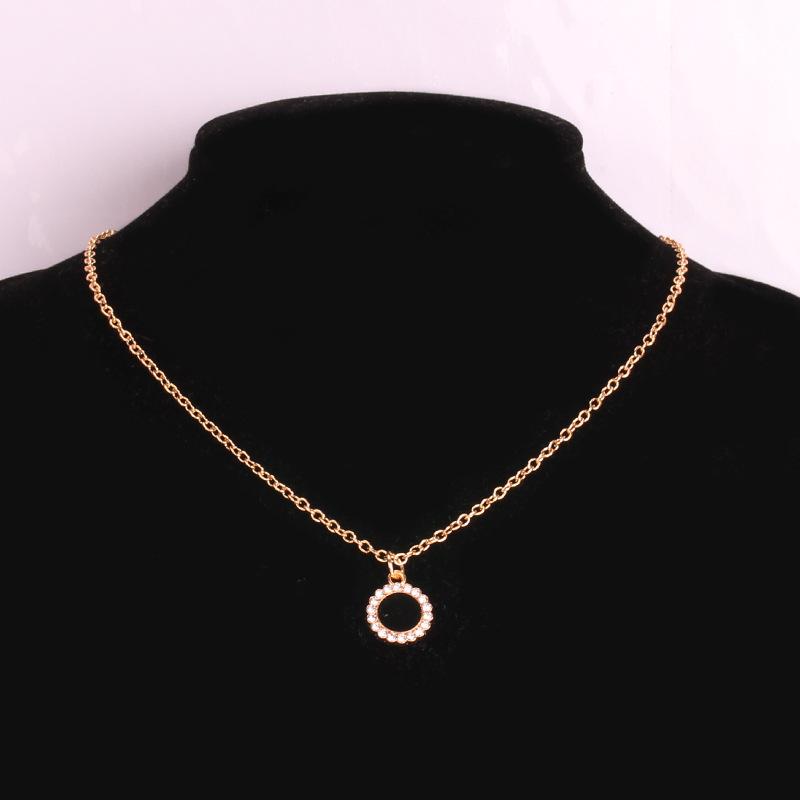 Fashion Design Simple and Exquisite Ladies Necklace Diamond Pendant Clavicle Chain Boutique