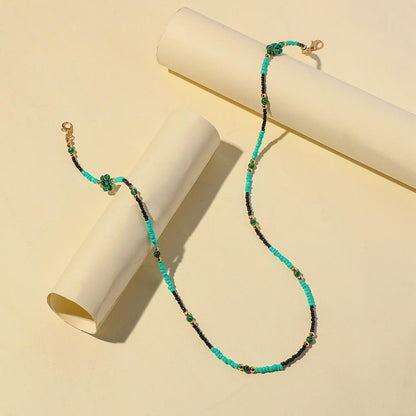 Fashion simple turquoise beaded flower mask chain necklace ins resin chain jewelry female