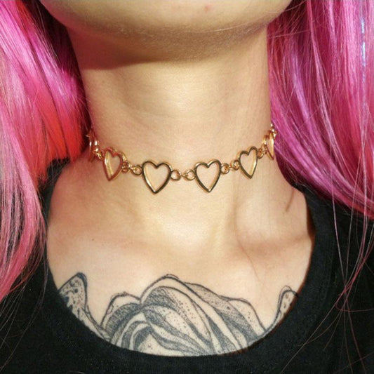 Necklace Jewelry Retro Alloy Hollow Peach Heart Necklace Necklace Personality Simple Necklace Clavicle Chain Female