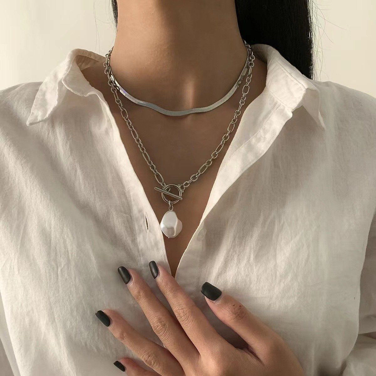 Fashion Hip Hop OT Buckle Flat Snake Bone Necklace Jewelry Baroque Shaped Imitation Pearl Necklace Female