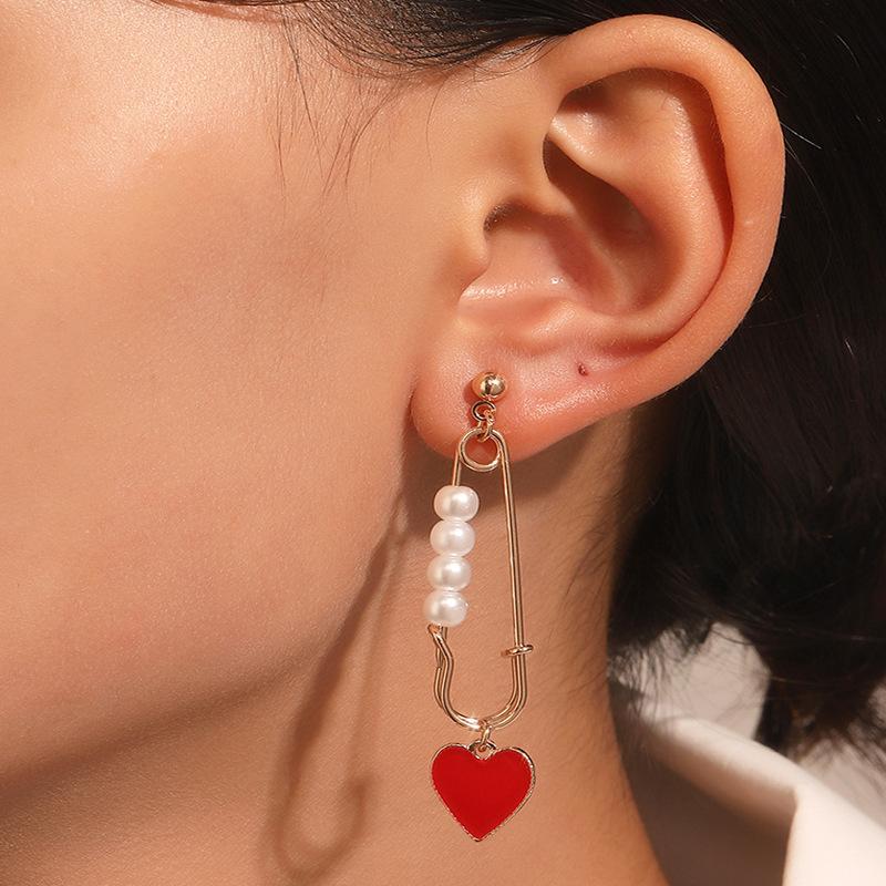 Pearl paperclip earrings female retro fashion creative love pendant earrings ins net red earrings