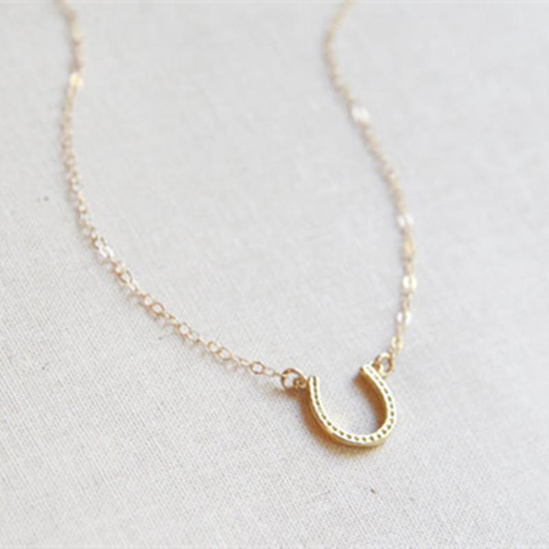 Pendant Necklace Simple Fashion Horseshoe U Shape Necklace Exquisite Clavicle Chain