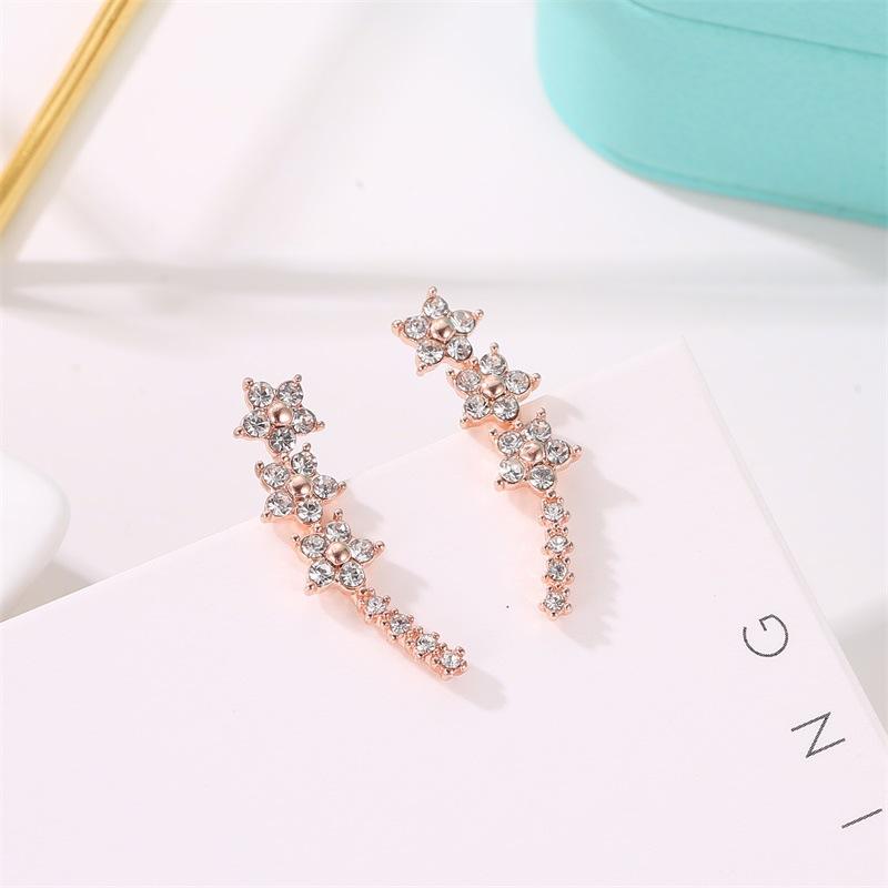 Five-pointed star earrings 925 silver needles with diamonds small fresh star earrings temperament mini starry sky earrings