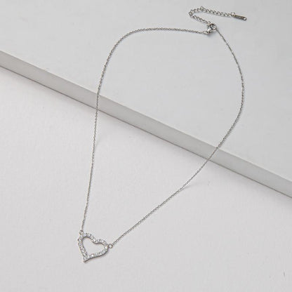 Titanium Steel Hollow Heart Necklace Ladies Full Diamond Exquisite Peach Heart Internet Celebrity Clavicle Chain Birthday Gift