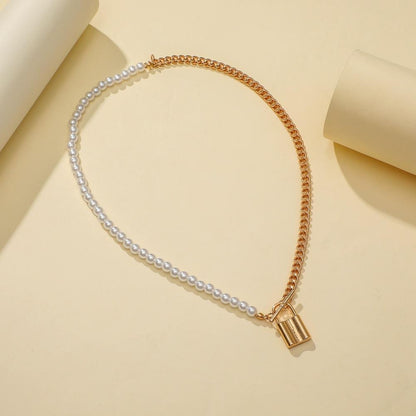 INS Jewelry Personality Metal Lock Pendant Simple Versatile Pearl Necklace Fashion Street Shot Necklace