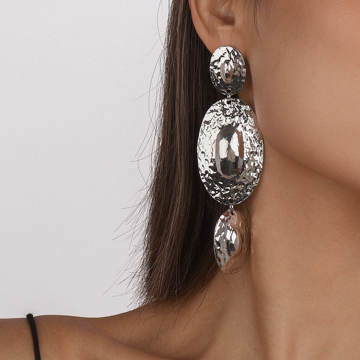 E1948 jewelry ZA exaggerated long heavy industry earrings personality level oval design sense earrings