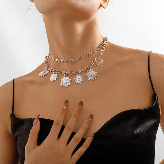1814 Jewelry Personality Niche Stacked Necklace Sunflower Chain Creative Fashion Retro Necklace