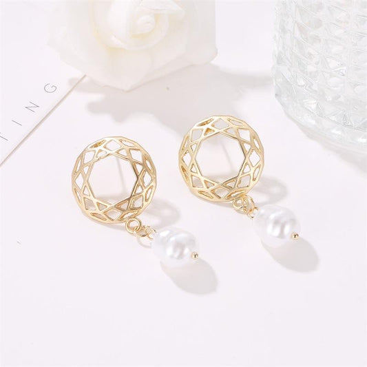 Earrings Round Mesh Hollow Pearl Women's Stud Earrings Personalized Geometric Earrings