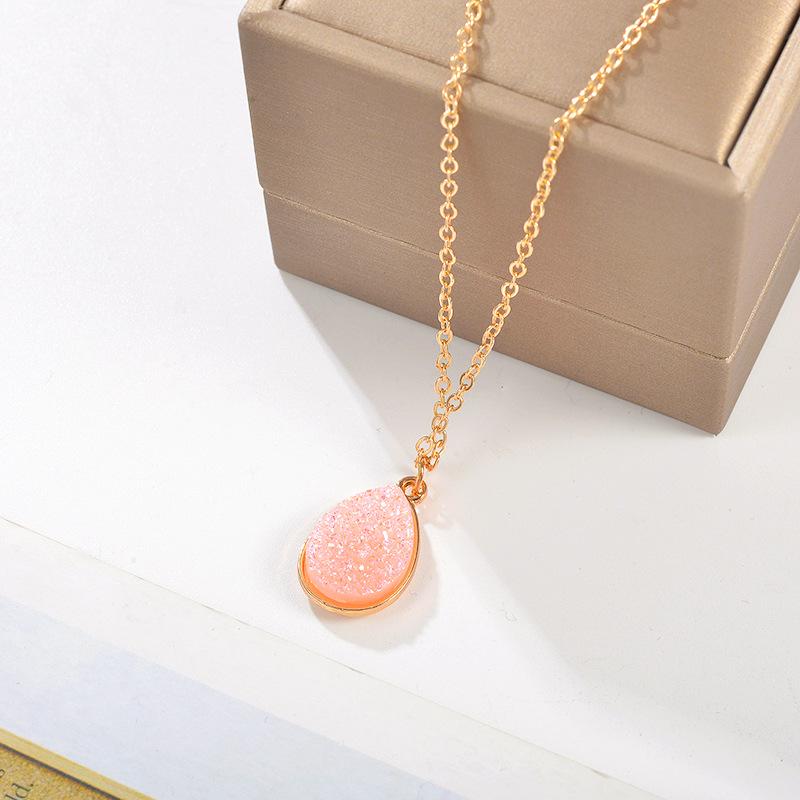 Creative Necklace Simple Water Drop Pendant Fashion Sweet Crystal Necklace