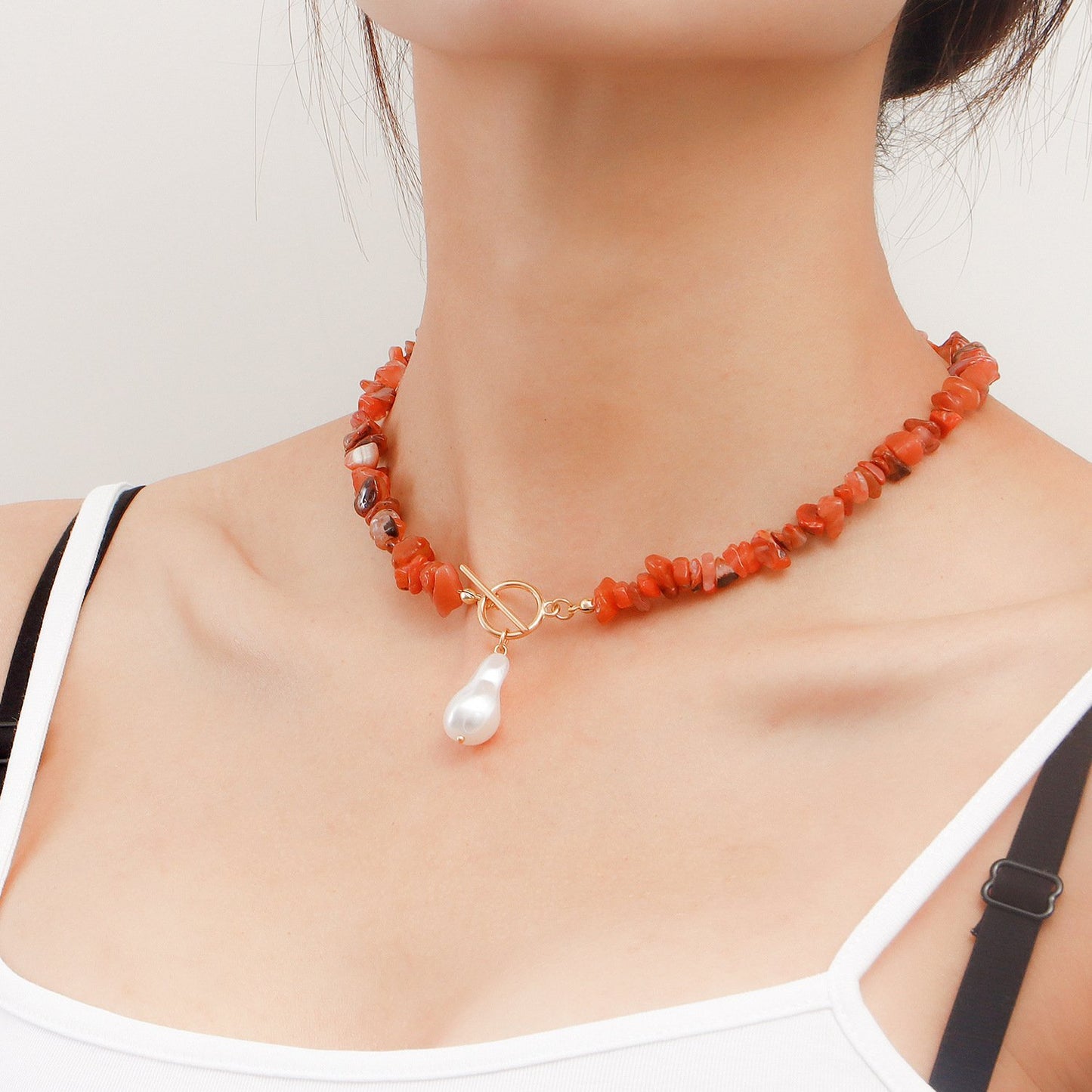 Jewelry Large Shaped Pearl OT Buckle Necklace Femininity Simple Fashion Flame Red Turquoise Necklace