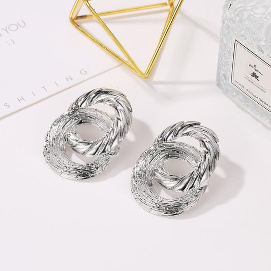 Circle Twist Earrings Geometric 8-shaped Pattern Earrings Female Distribution Earrings Jewelry