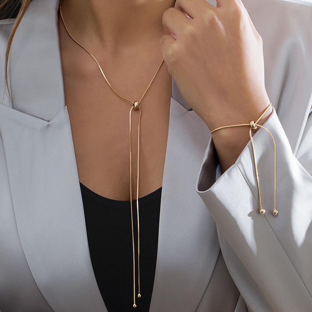 Jewelry Simple and Versatile Long Tassel Necklace Fashion Adjustable Metal Square Snake Bone Chain Necklace