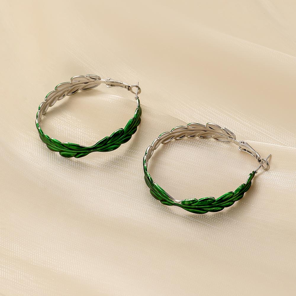 Fashionable high-end niche design simple personality environmental protection color painting oil green leaves wheat ears earrings earrings