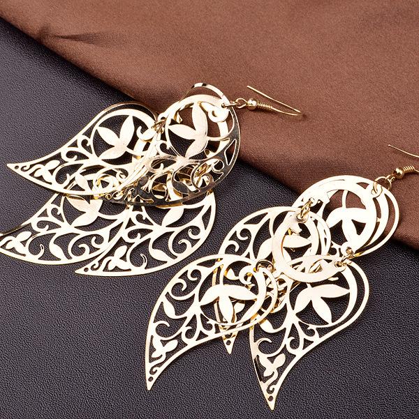 Hollow water drop leaf metal sheet earrings temperament ladies night party earrings