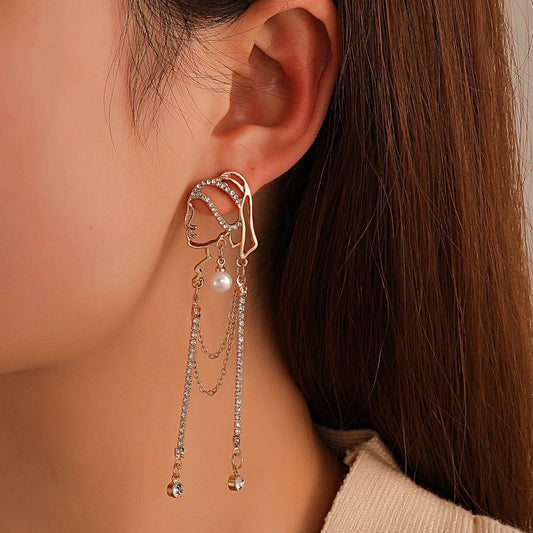 Creative design pearl girl earrings ins long tassel face earrings French retro earrings